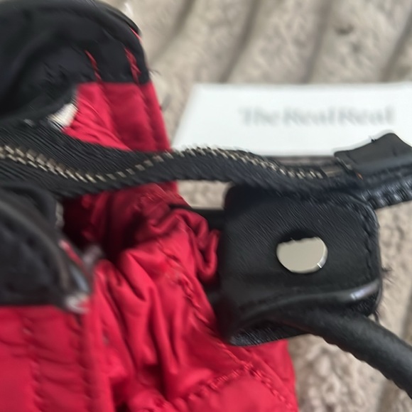 Authenticated Red Vinyl Burberry Satchel - Picture 9 of 10